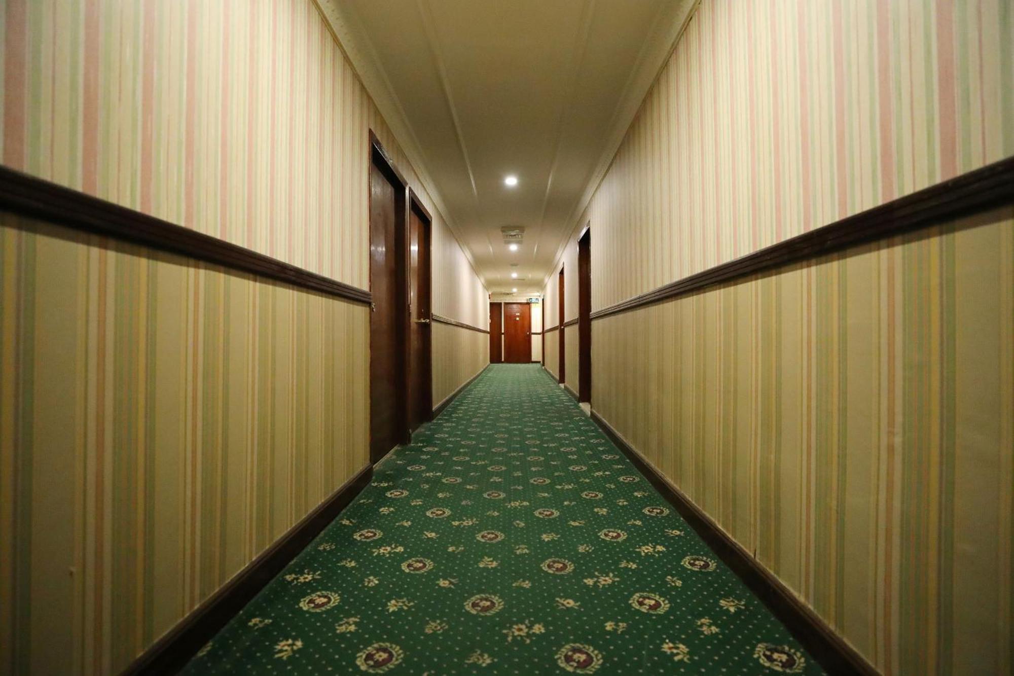 Hotel Oyo 112 Semiramis Manama