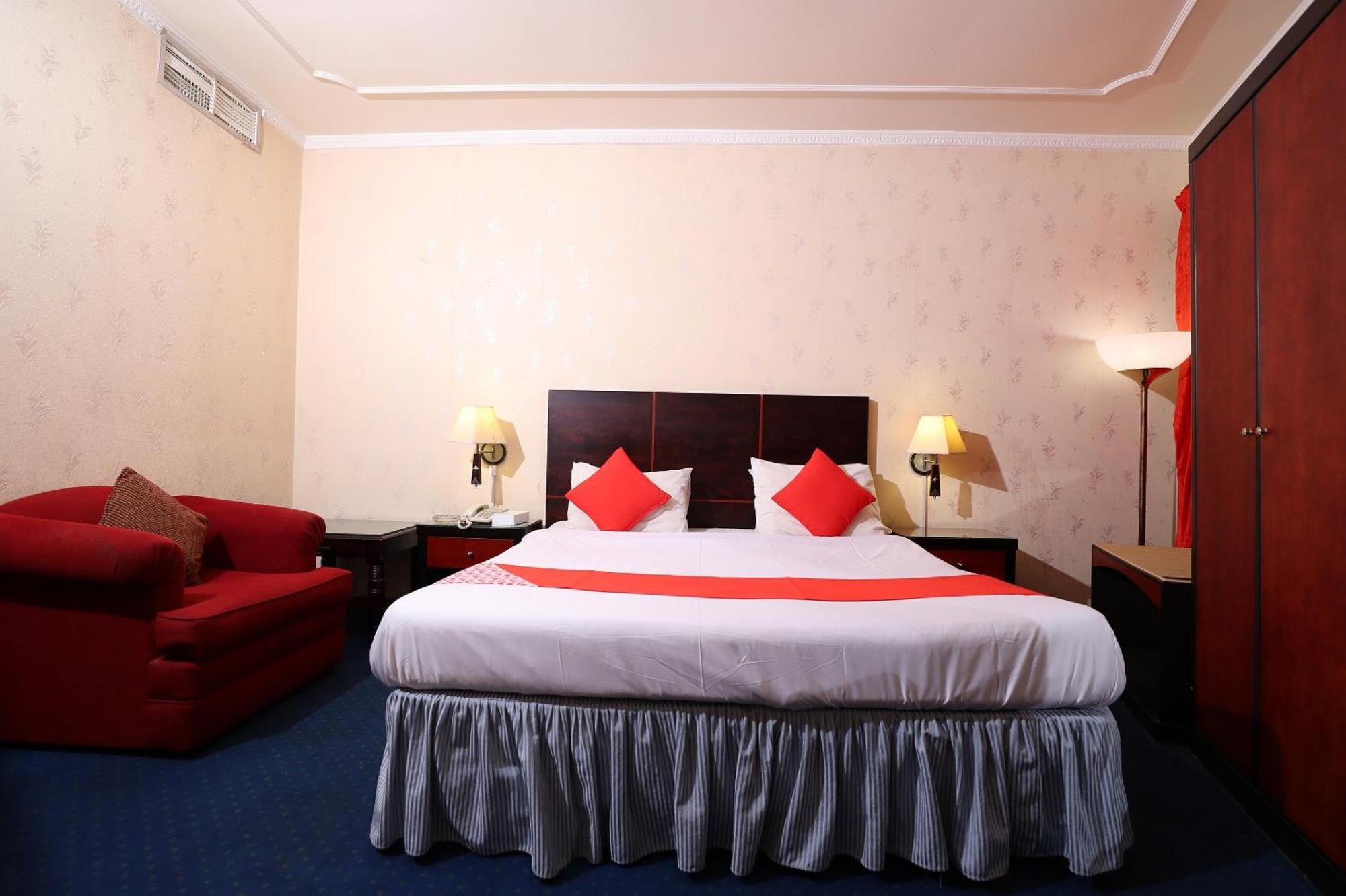Hotel Oyo 112 Semiramis Manama