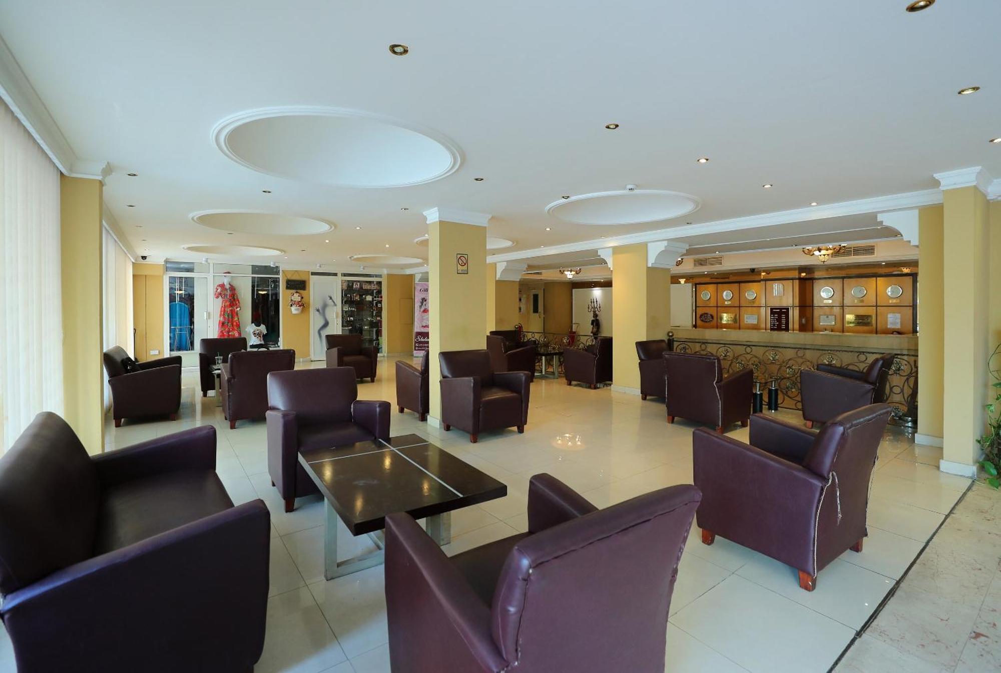 Oyo 112 Semiramis Hotel